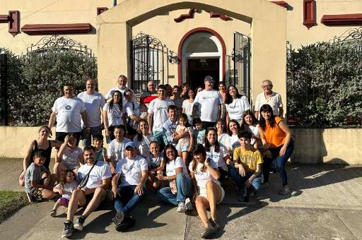 Navidad Mágica: Una tarde de encuentro y celebración con adultos mayores