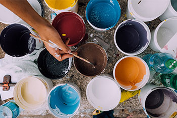 Limpeza e pintura na escola